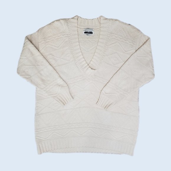 Vintage Cream V-Neck Sweater - Picture 3 of 15